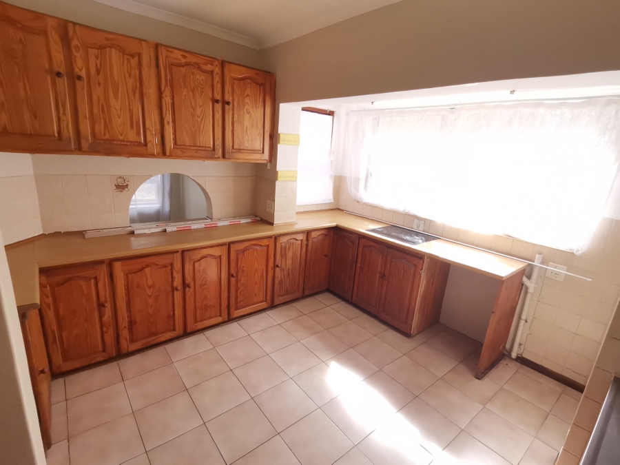 To Let 3 Bedroom Property for Rent in Beacon Bay Eastern Cape